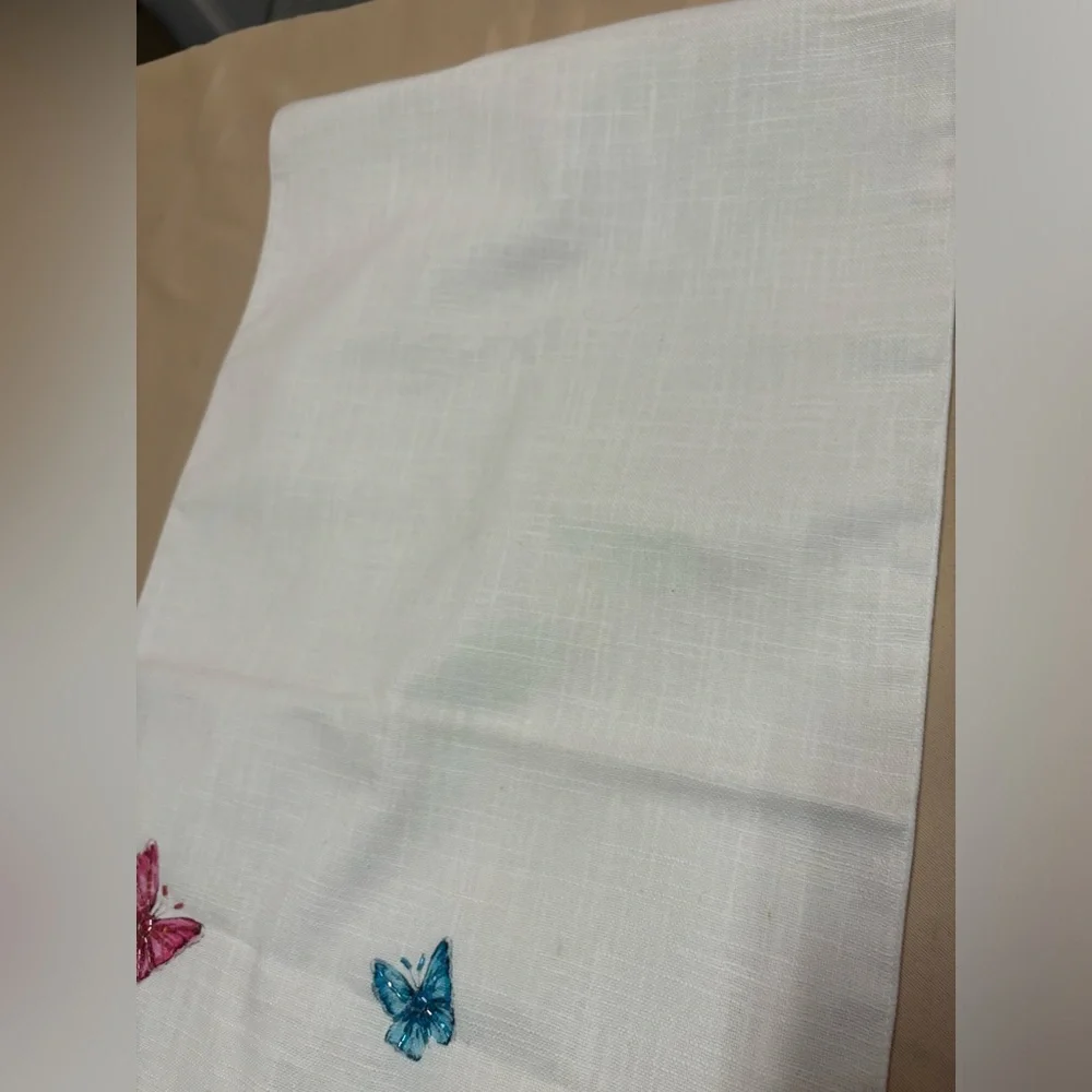 Bunny Tales Easter Beaded Table Runner White Bunny‎ Flowers Cotton
